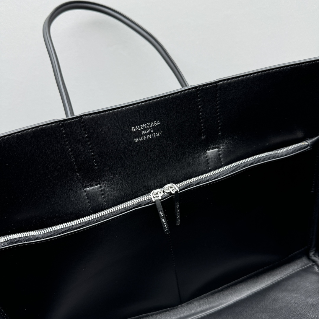 Balenciaga Bel Air Medium Carry All Bag In Black  - DopestKickz