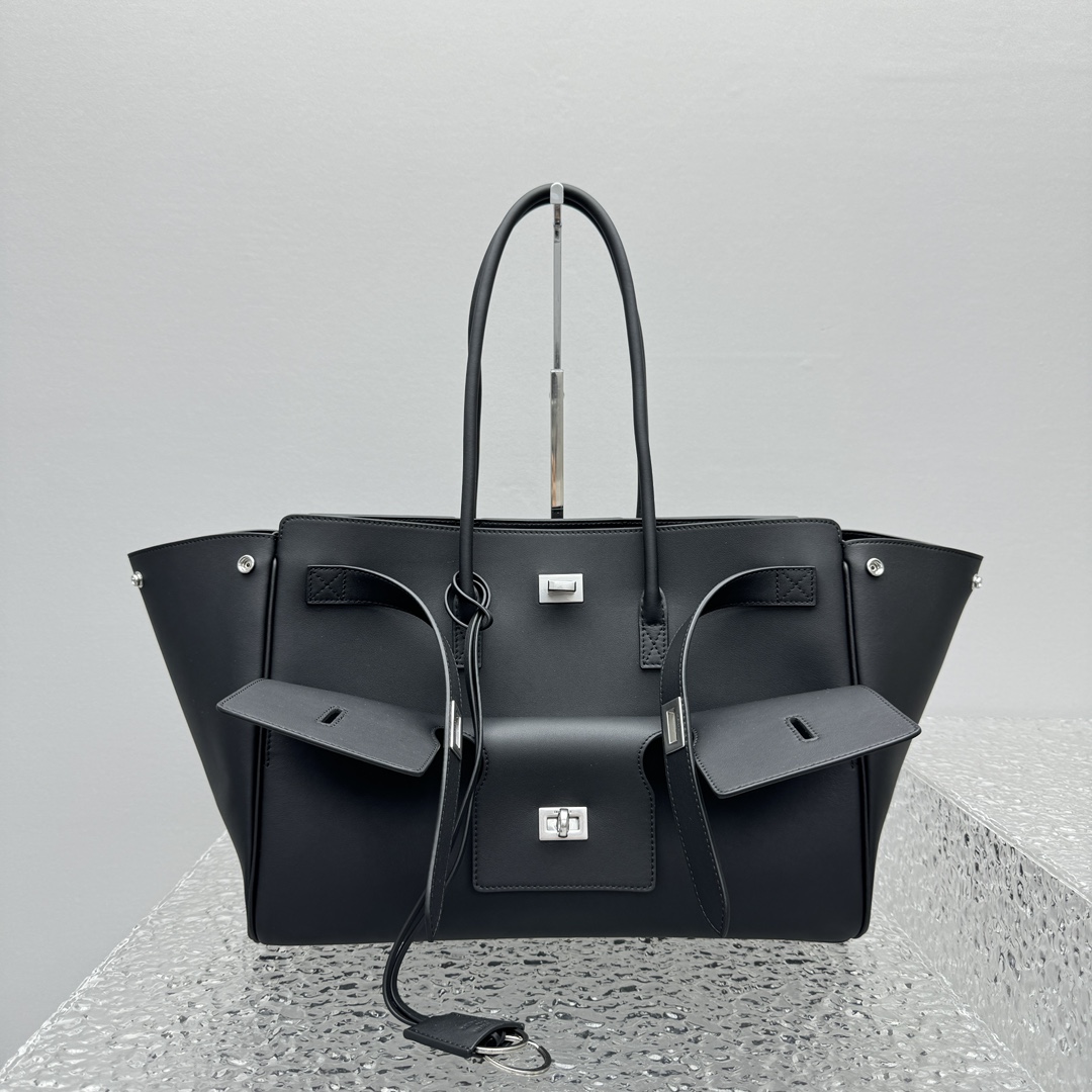 Balenciaga Bel Air Medium Carry All Bag In Black  - DopestKickz