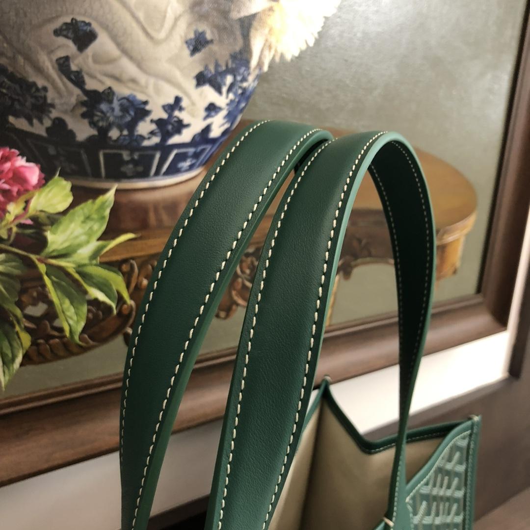 Goyard Villette Tote Bag MM  - DopestKickz