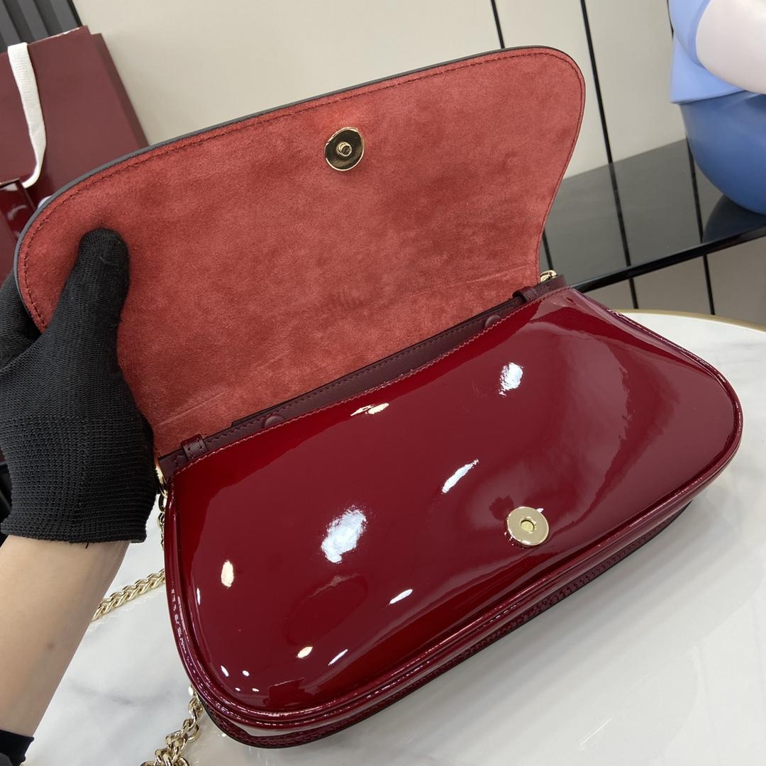 Gucci Blondie Small Shoulder Bag - DopestKickz