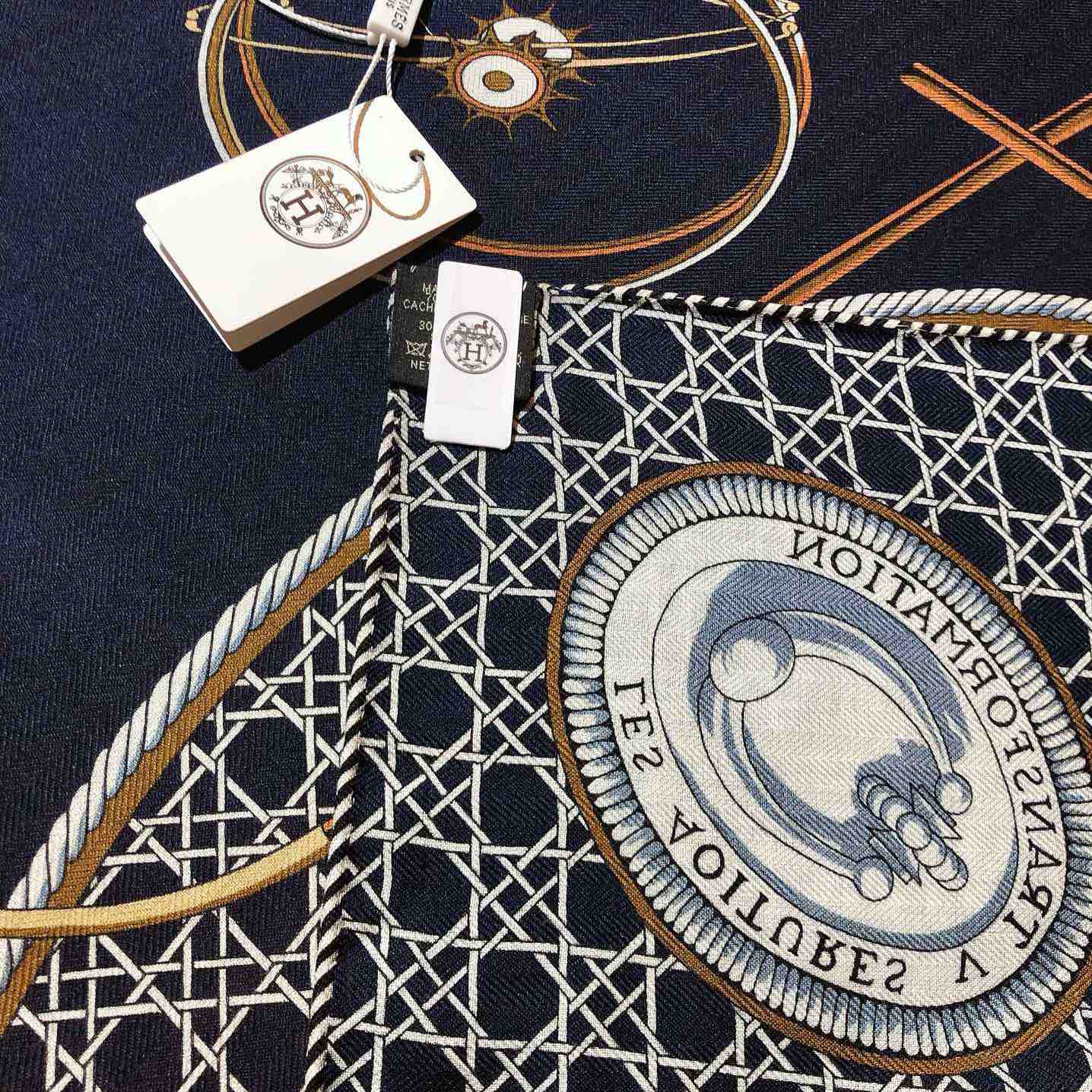 Hermes Giant Triangle - DopestKickz