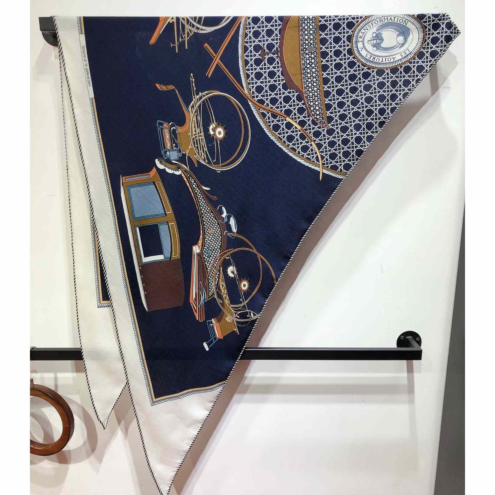 Hermes Giant Triangle - DopestKickz