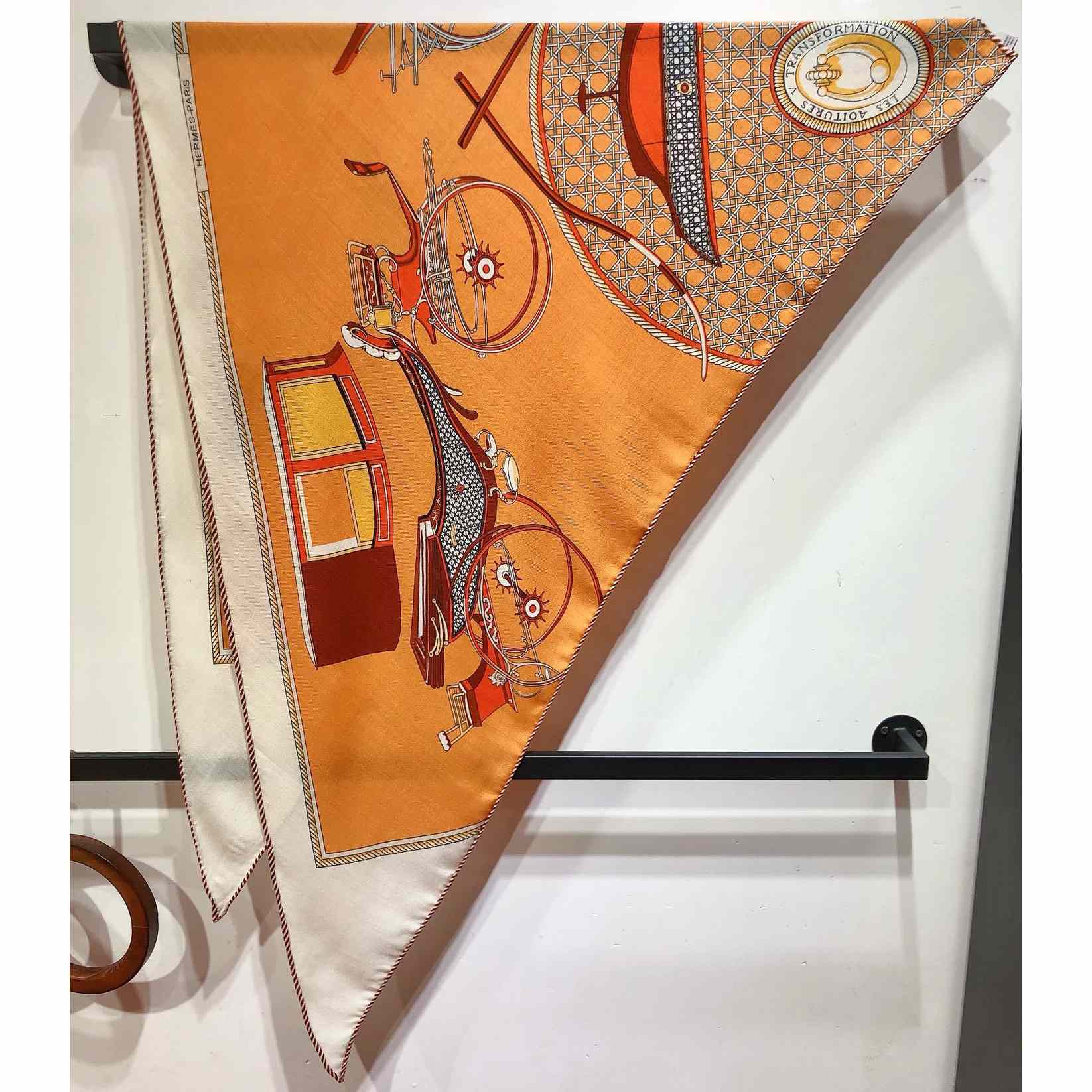 Hermes Giant Triangle - DopestKickz