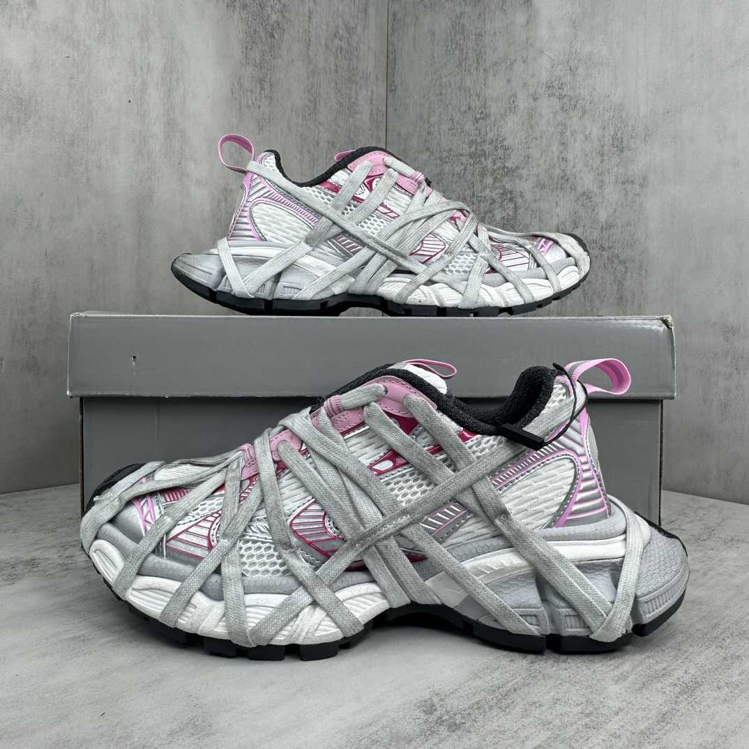 Balenciaga 3XL Extreme Lace Sneaker In White/grey - DopestKickz