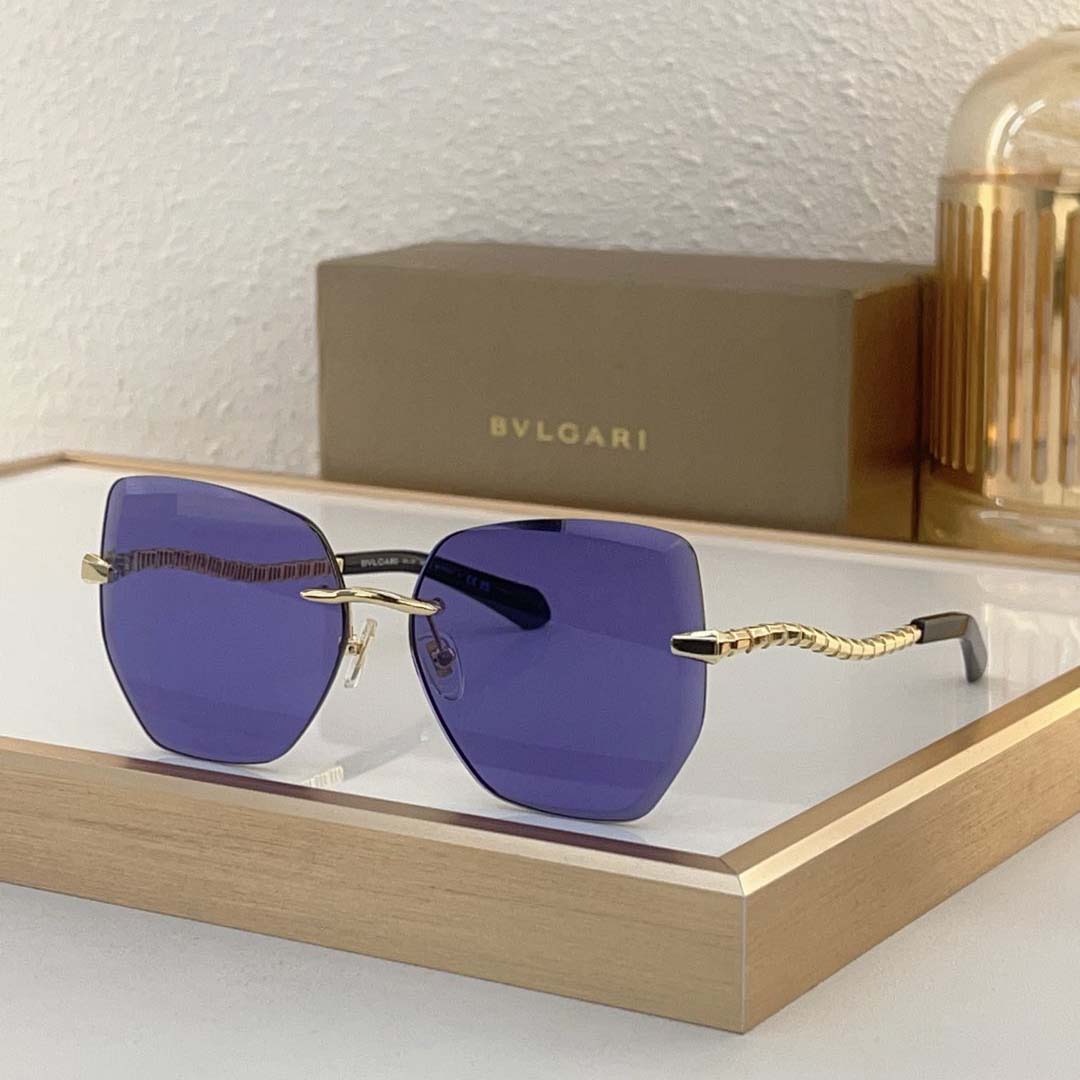 Bvlgari BV40045U Sunglasses    - DopestKickz