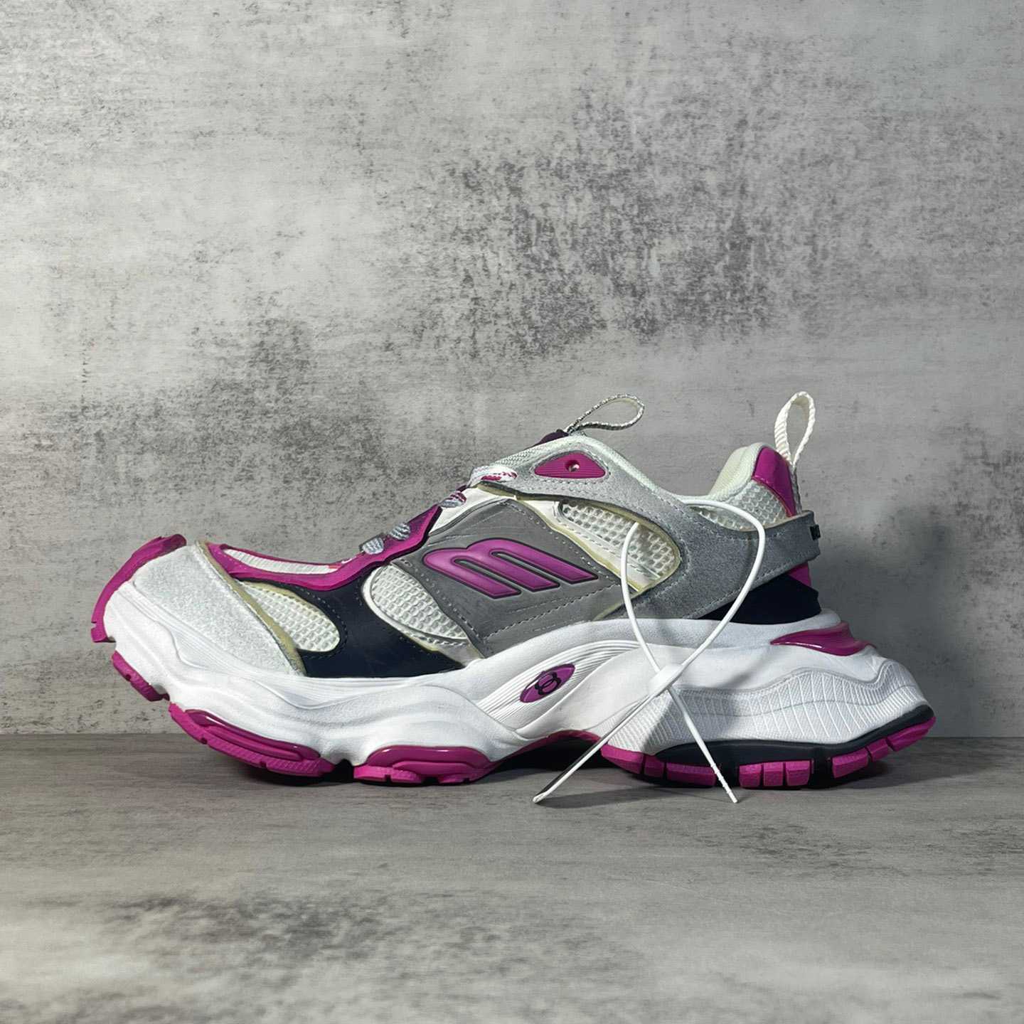 Balenciaga Cargo Sneaker - DopestKickz