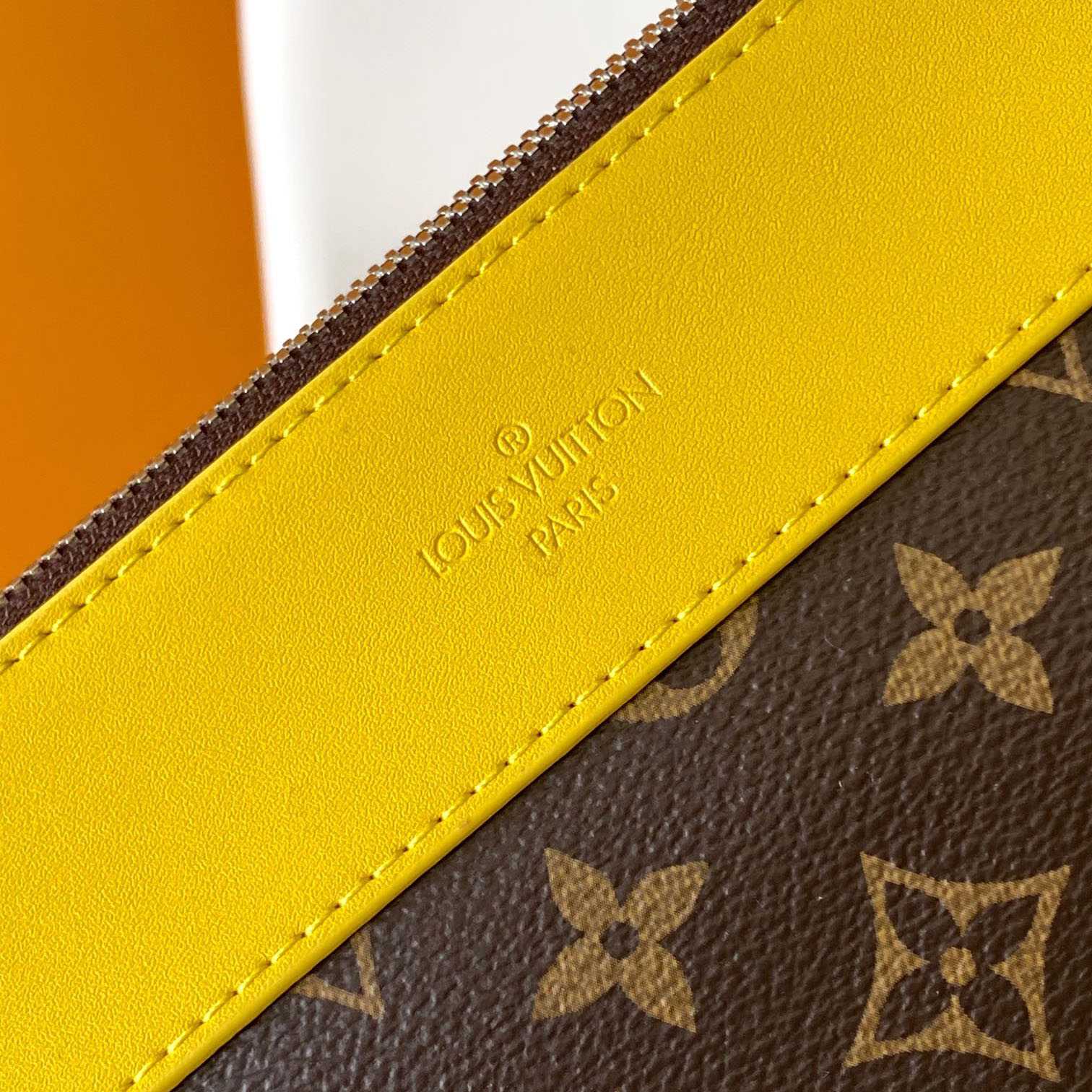 Louis Vuitton Pochette Voyage Souple    M13198 - DopestKickz