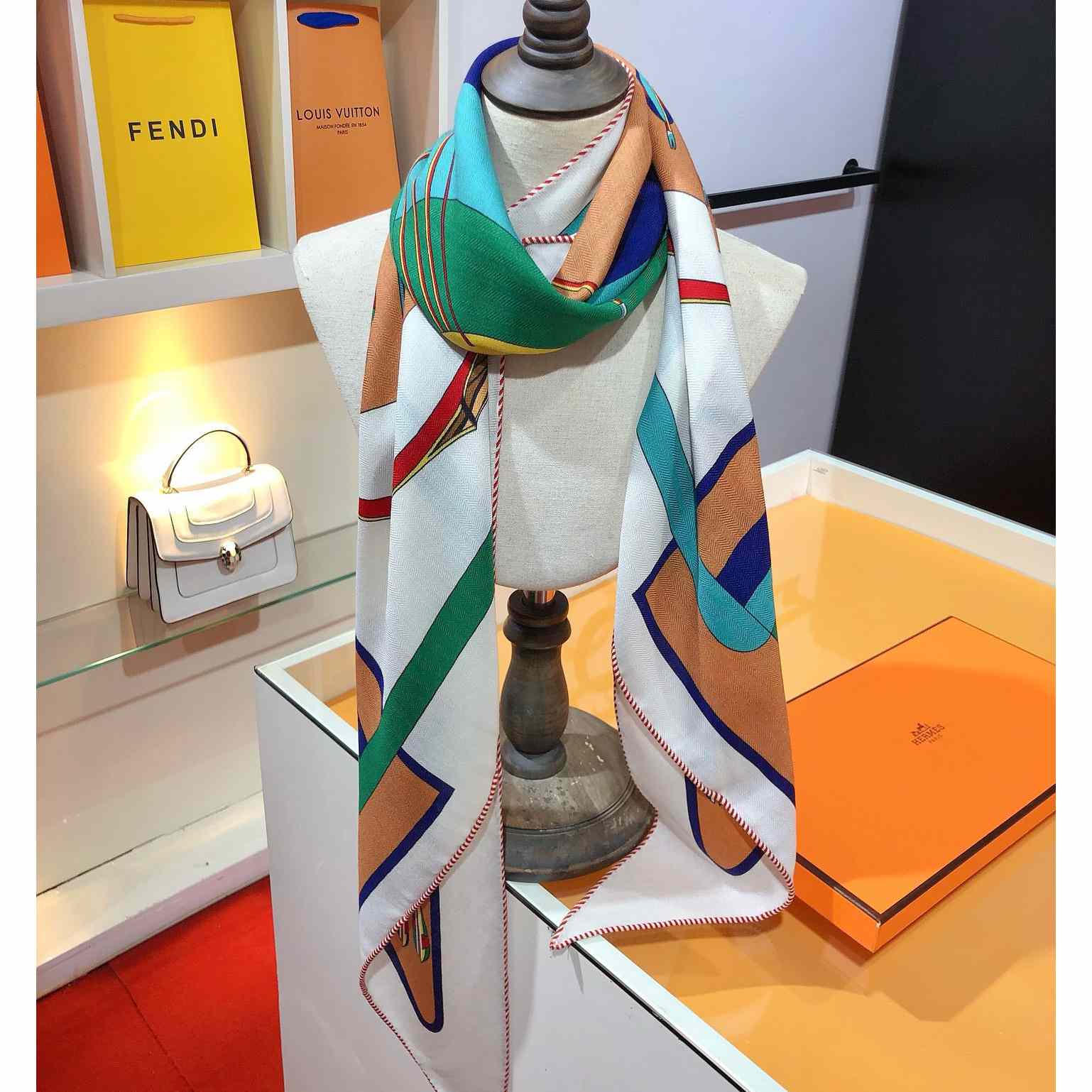 Hermes Giant Triangle - DopestKickz