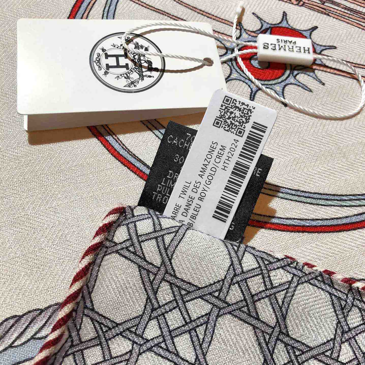 Hermes Giant Triangle - DopestKickz