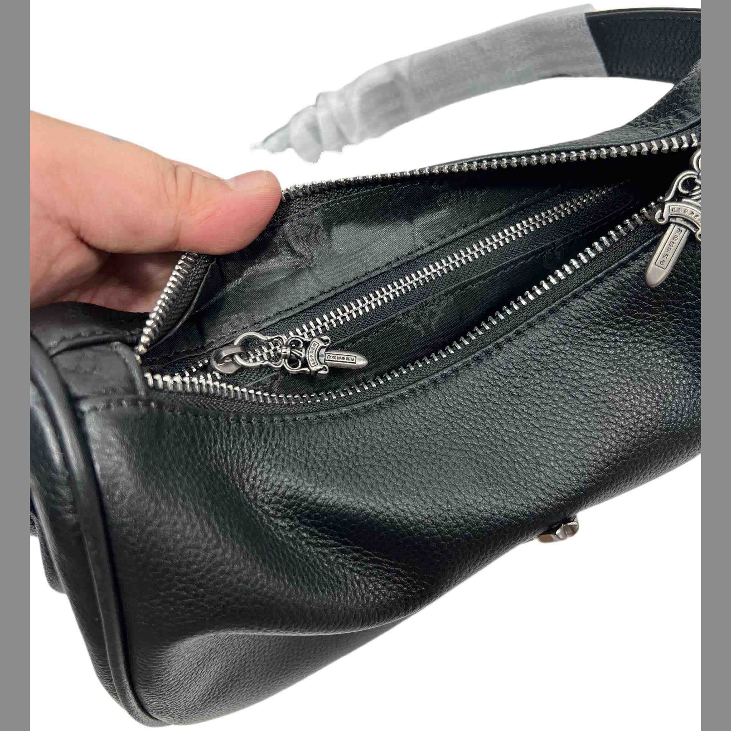 Chrome Heart Black Nugget Bag   25-16-9cm - DopestKickz