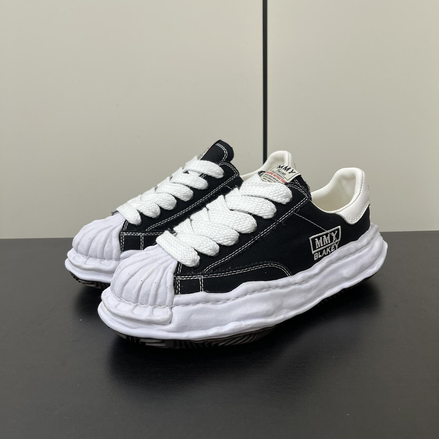 Maison Mihara Yasuhiro OG Sole Canvas Low Black Sneakers - DopestKickz