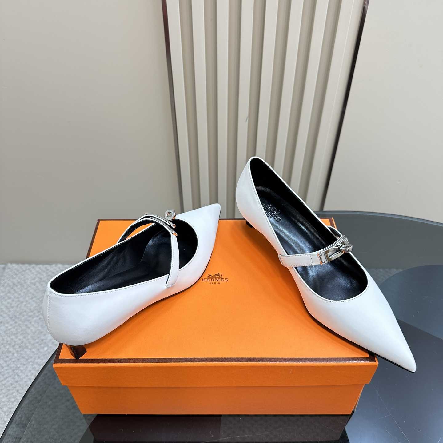 Hermes Kiara 40 Pump - DopestKickz