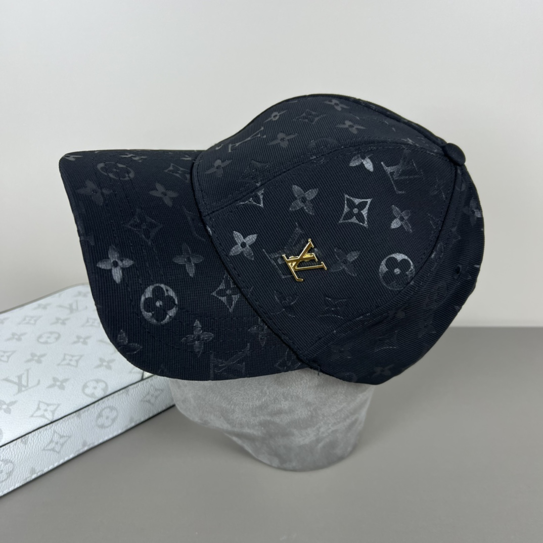 Louis Vuitton Monogram Cap - DopestKickz