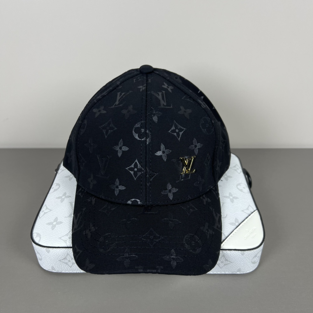 Louis Vuitton Monogram Cap - DopestKickz