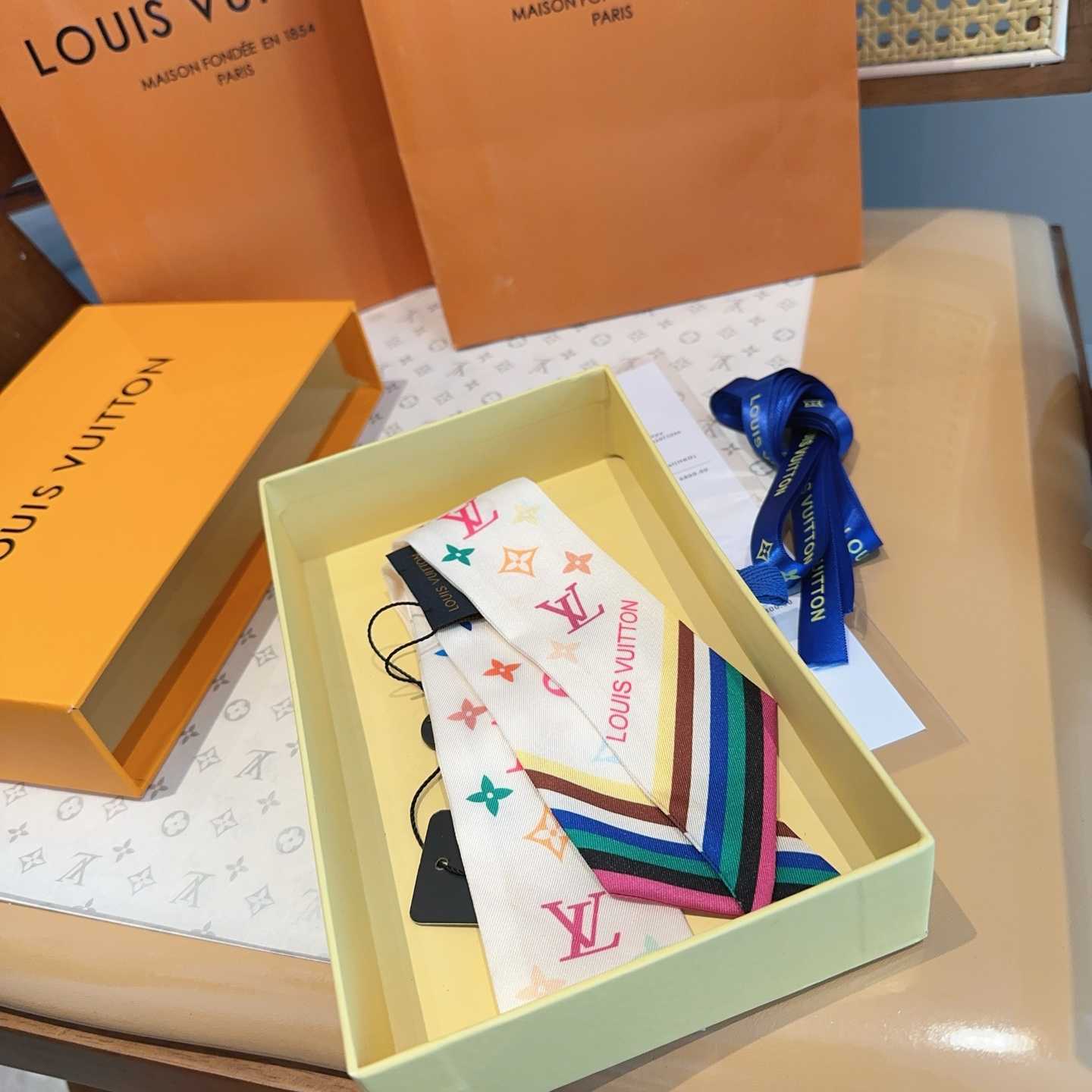 Louis Vuitton LV x TM Bandeau    120x5cm - DopestKickz