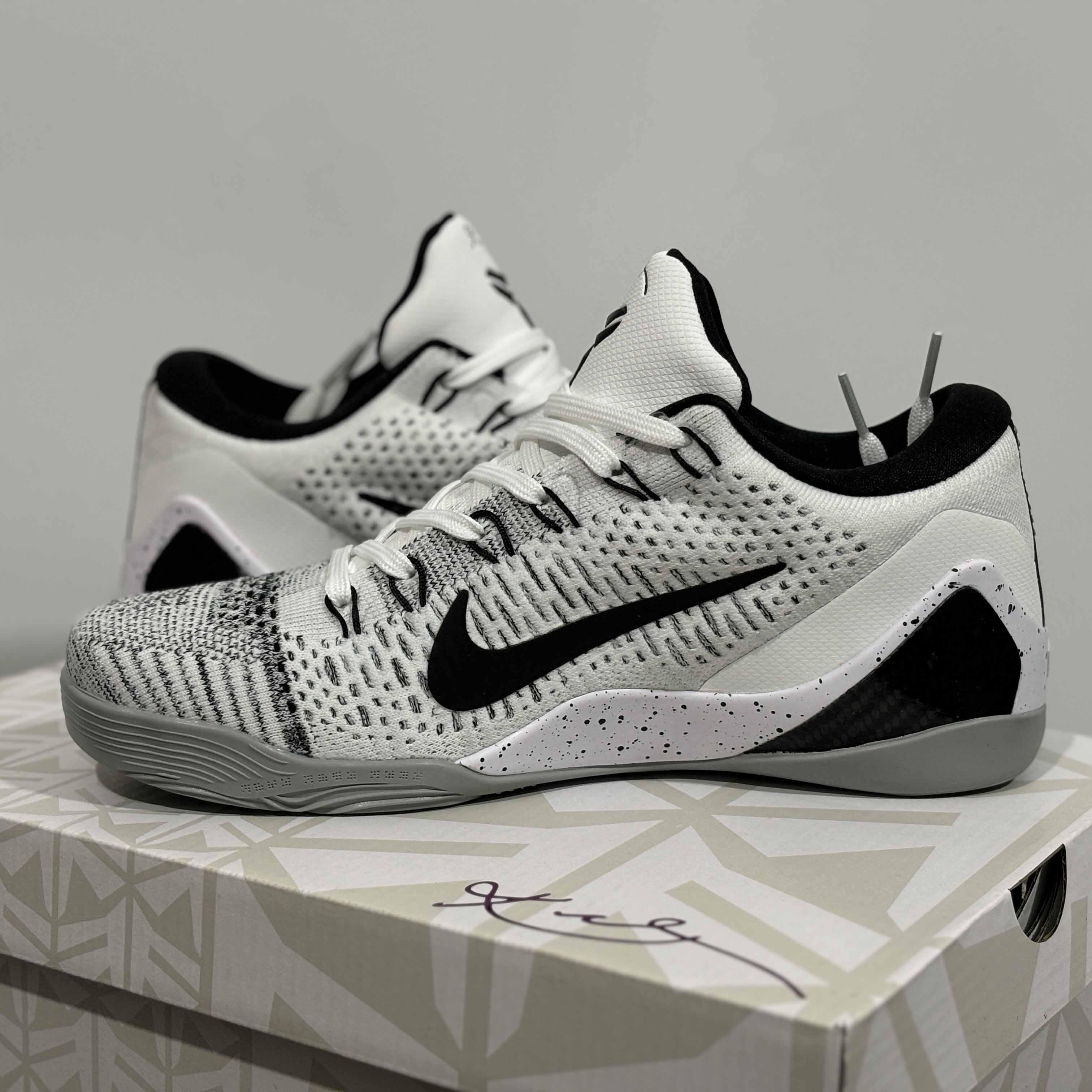 Nike Kobe 9 Elite Low Beethoven Sneakers    639045-101 - DopestKickz