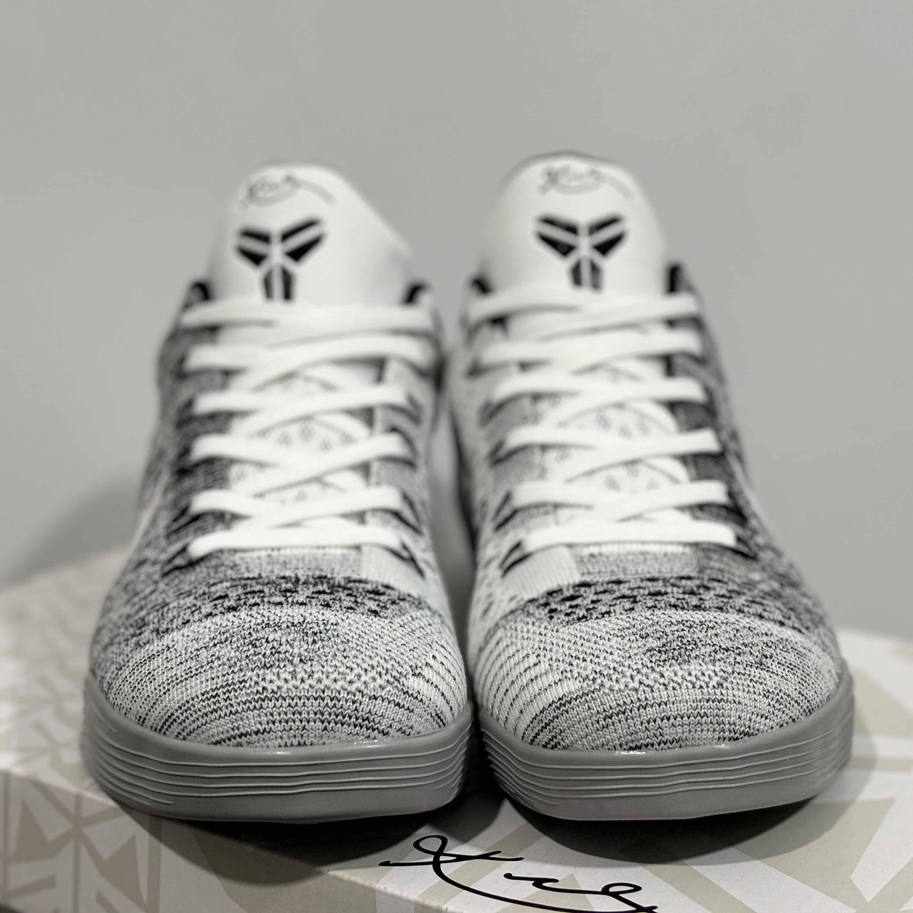 Nike Kobe 9 Elite Low Beethoven Sneakers    639045-101 - DopestKickz