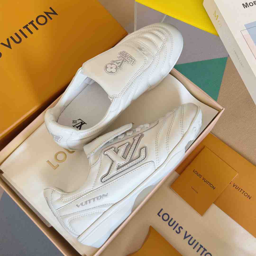 Louis Vuitton LV Footprint Soccer Sneaker   1AHDOA - DopestKickz