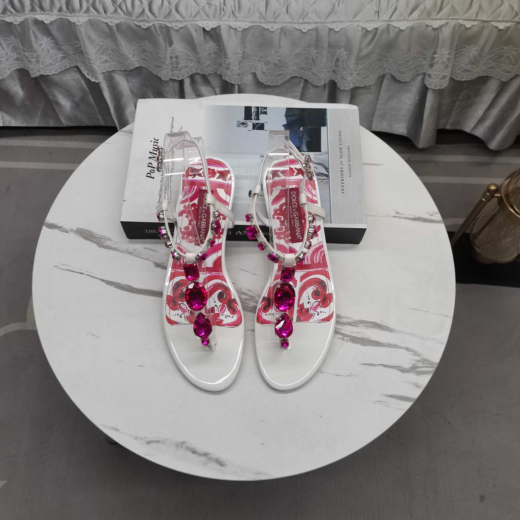 Dolce & Gabbana Patent Leather Thong Sandals - DopestKickz