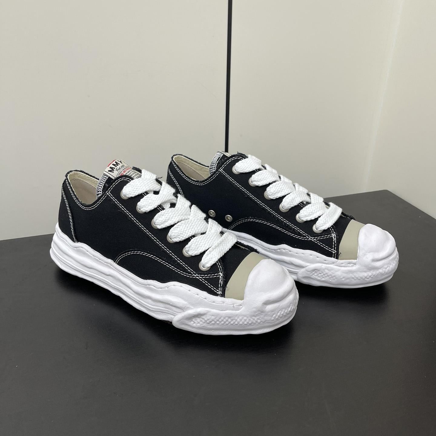 Maison Mihara Yasuhiro Low-Top Sneakers - DopestKickz