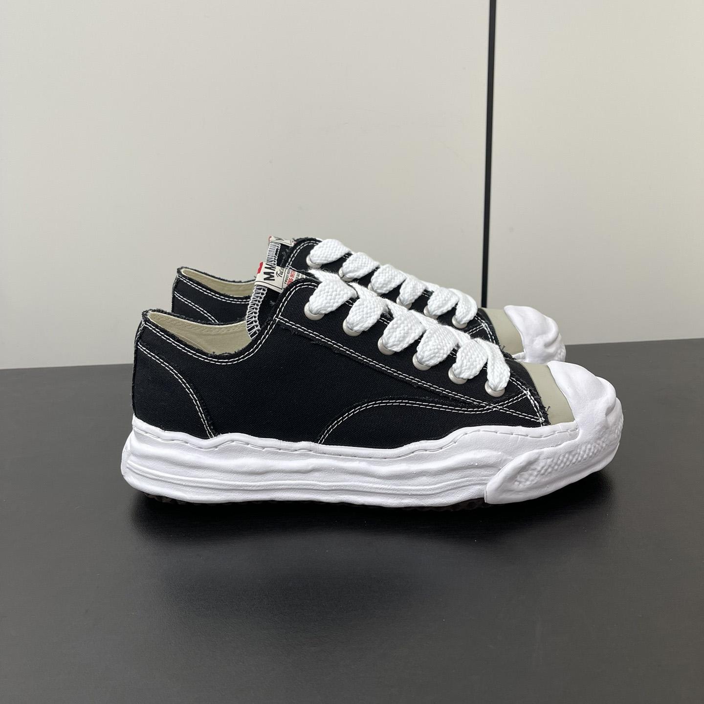 Maison Mihara Yasuhiro Low-Top Sneakers - DopestKickz