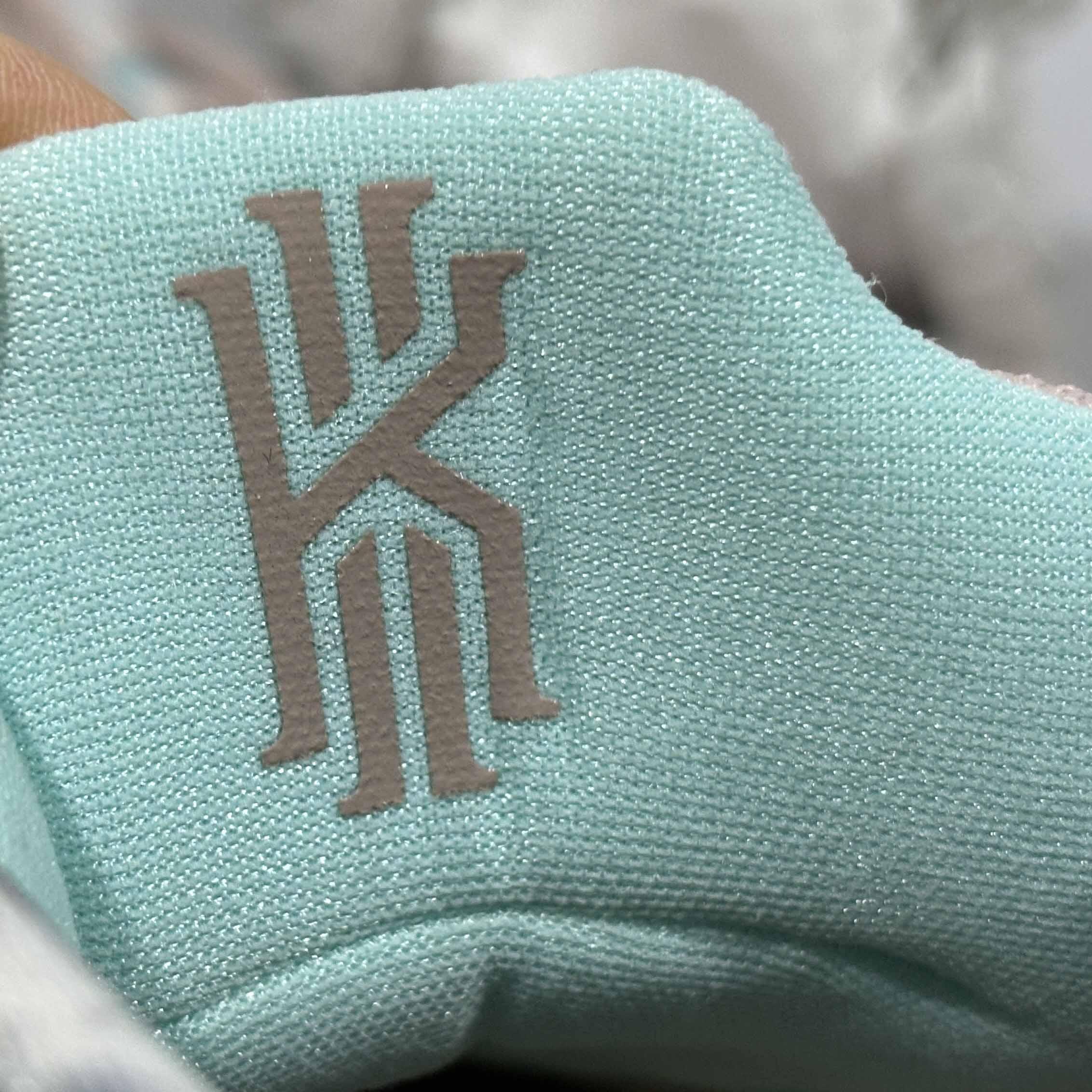 Nike Kybrid S2 EP Sneaker     CT1971-200 - DopestKickz