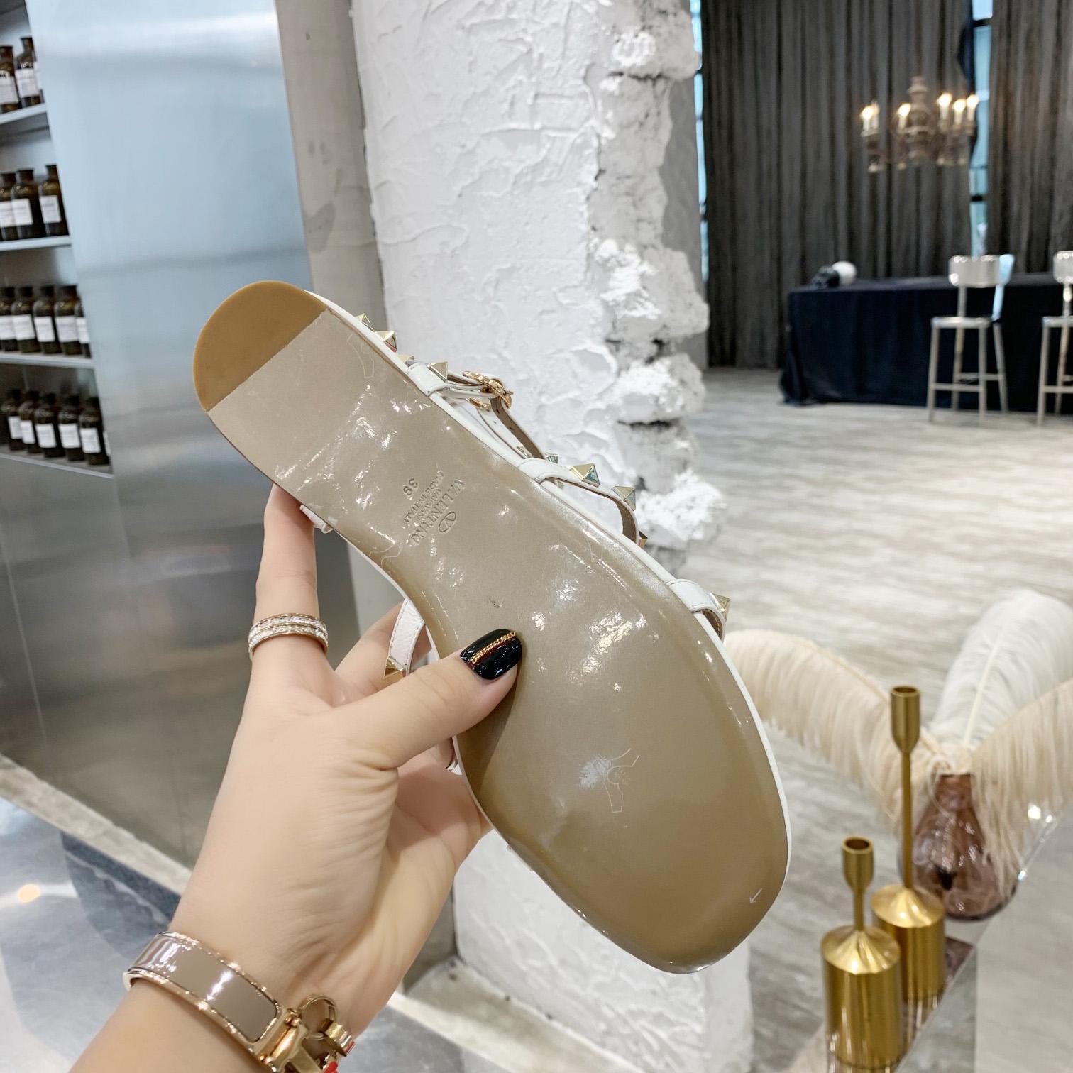 Valenti Garavani Rockstud Caged-straps Sandals - DopestKickz