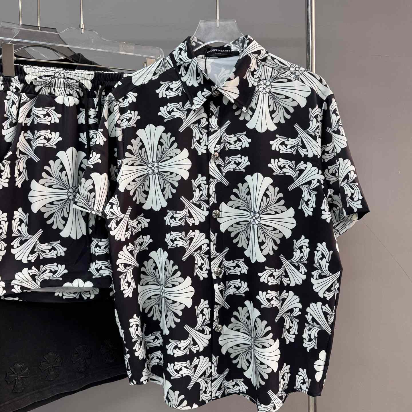 Chrome Heart Shirt & Shorts - DopestKickz