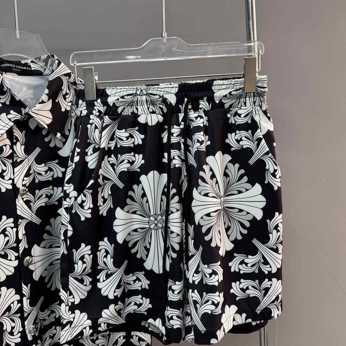 Chrome Heart Shirt & Shorts - DopestKickz