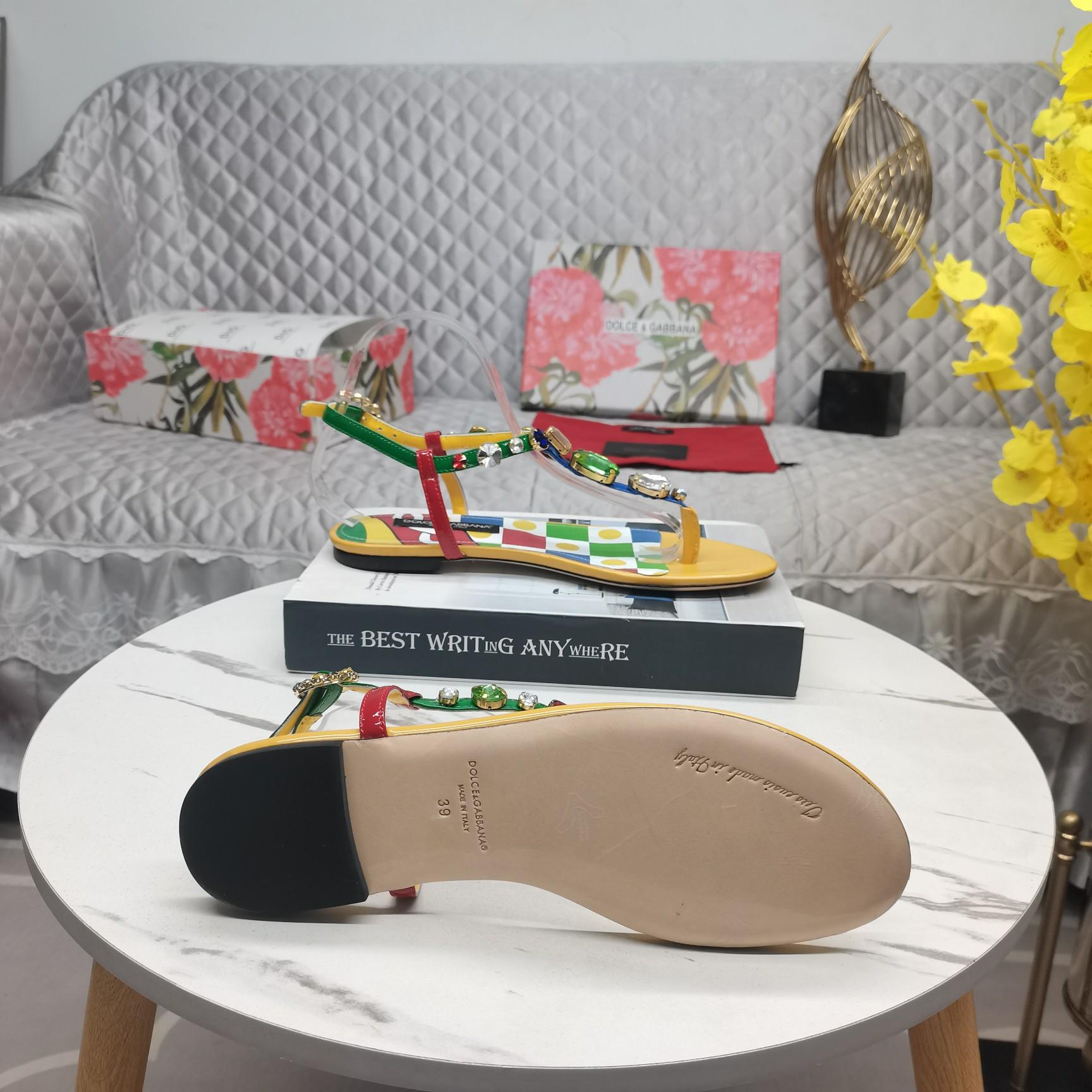 Dolce & Gabbana Embellished Patent Leather Thong Sandals - DopestKickz