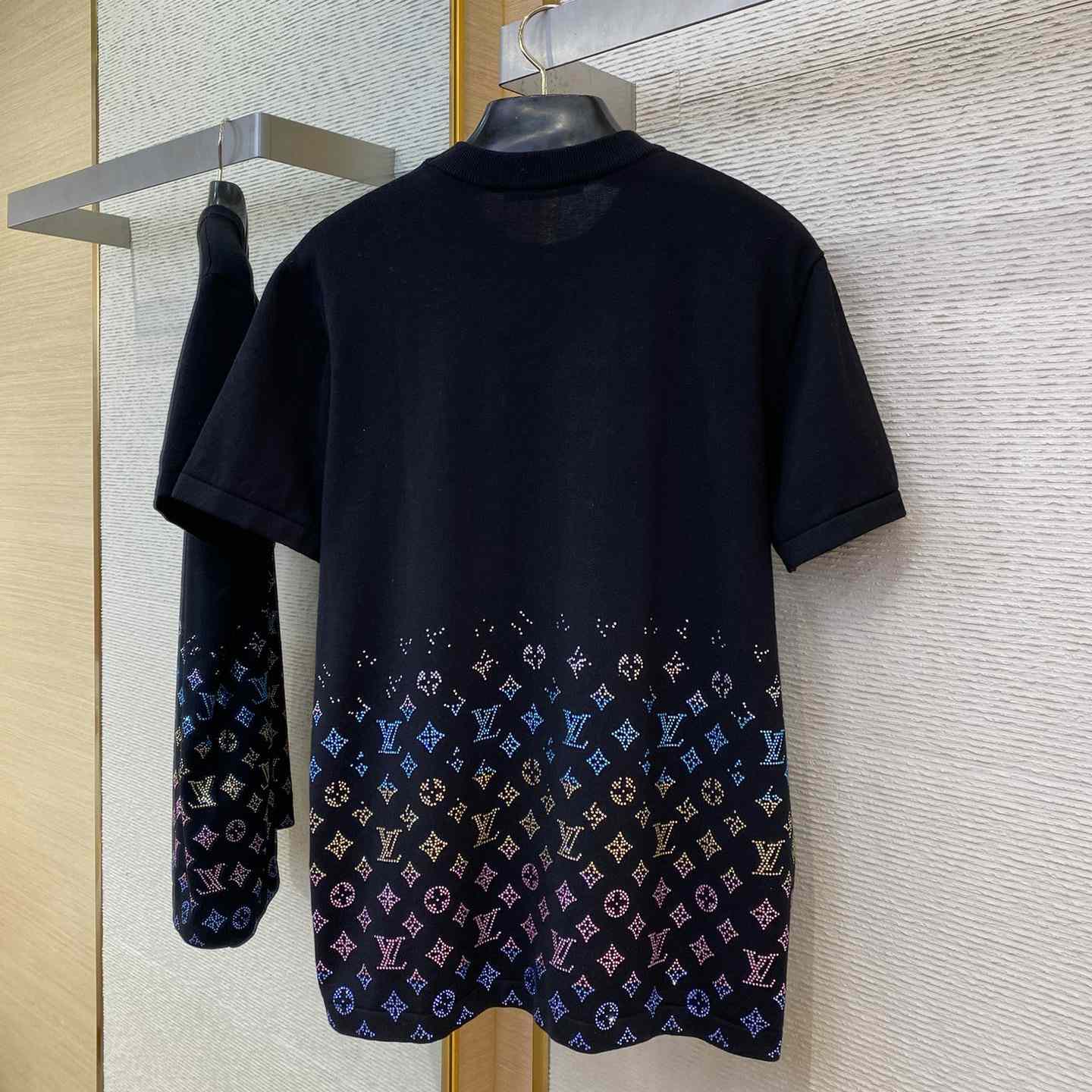 Louis Vuitton Monogram Gradient Embellished Short-Sleeved Crewneck  1AGTLL - DopestKickz