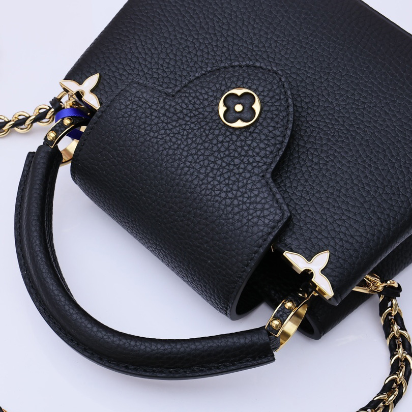 Louis Vuitton Capucines  m48865 - DopestKickz