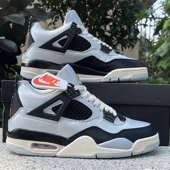 Jordan Air jordan 4 GS“Pure Platinum” Sneakers      FZ8585-070  - DopestKickz