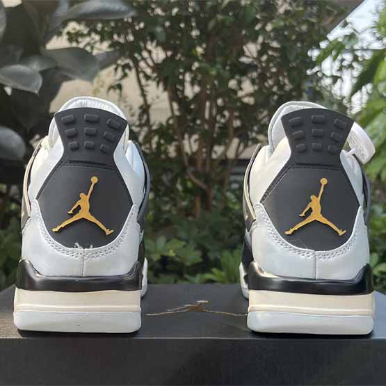 Jordan Air jordan 4 GS“Pure Platinum” Sneakers      FZ8585-070  - DopestKickz