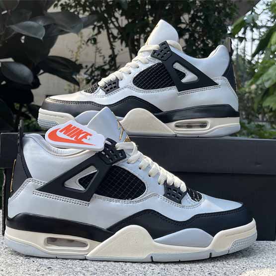 Jordan Air jordan 4 GS“Pure Platinum” Sneakers      FZ8585-070  - DopestKickz