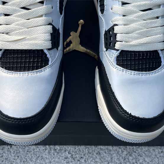 Jordan Air jordan 4 GS“Pure Platinum” Sneakers      FZ8585-070  - DopestKickz