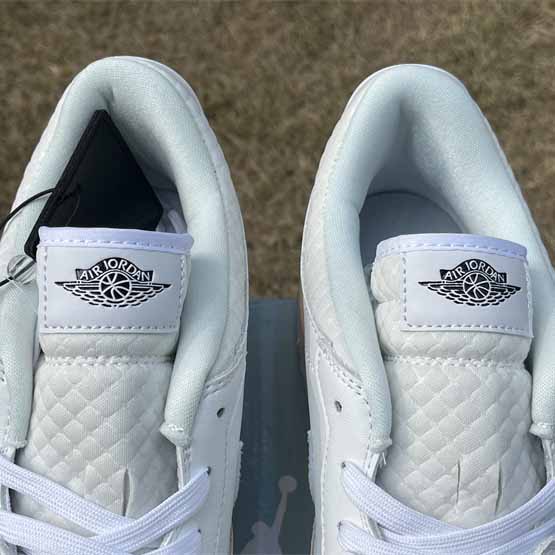 Jordan Legacy 312 LoW WMNS CNY Sneaker     HF3182-100 - DopestKickz