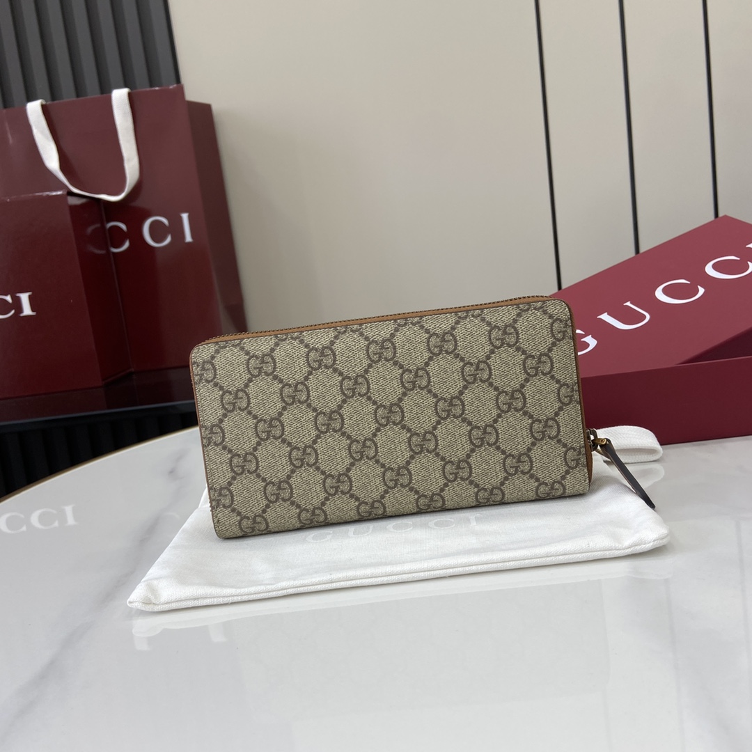 Gucci GG Emblem Around Wallet - DopestKickz
