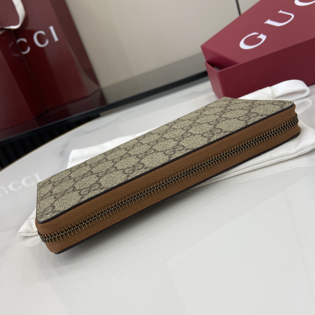 Gucci GG Emblem Around Wallet - DopestKickz
