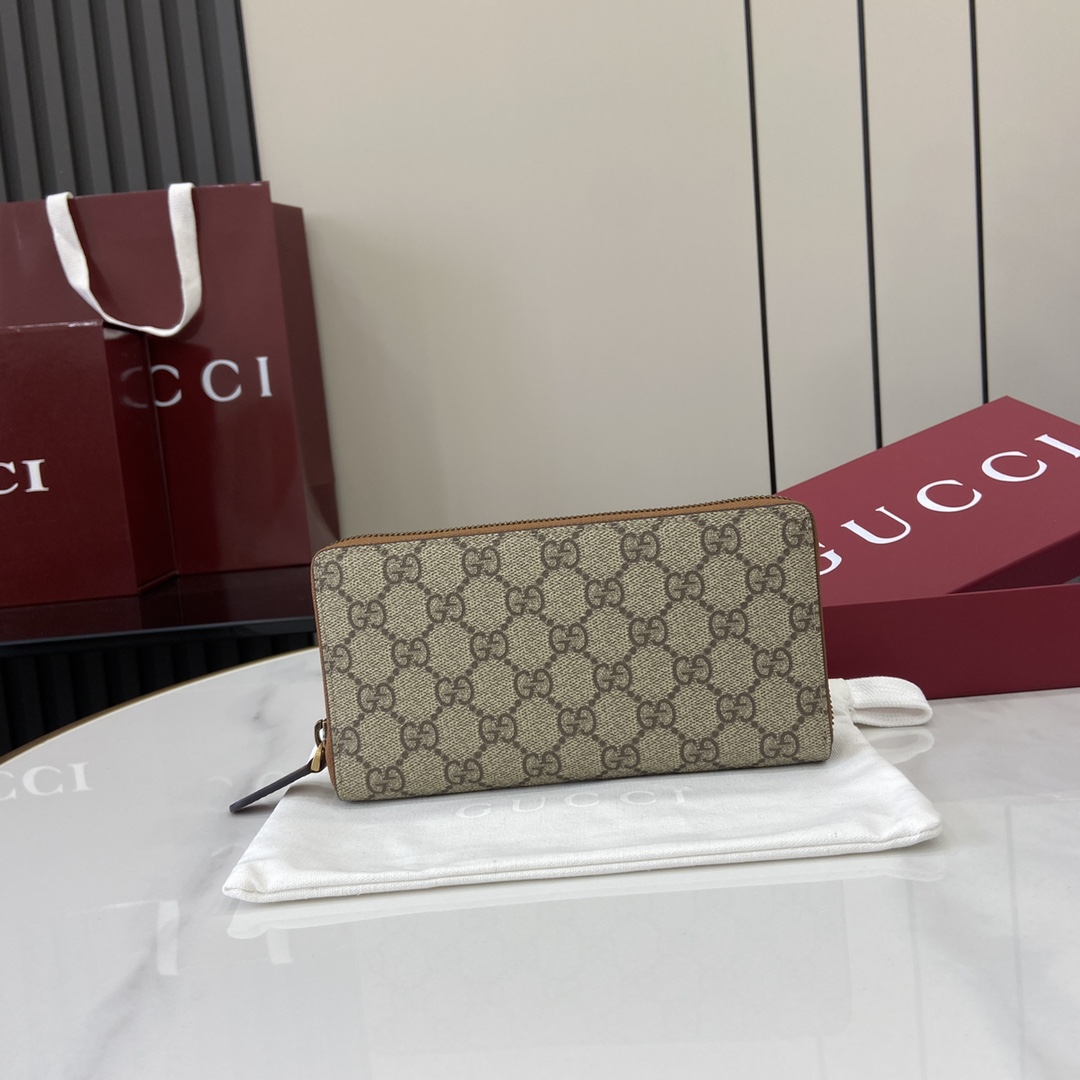 Gucci GG Emblem Around Wallet - DopestKickz