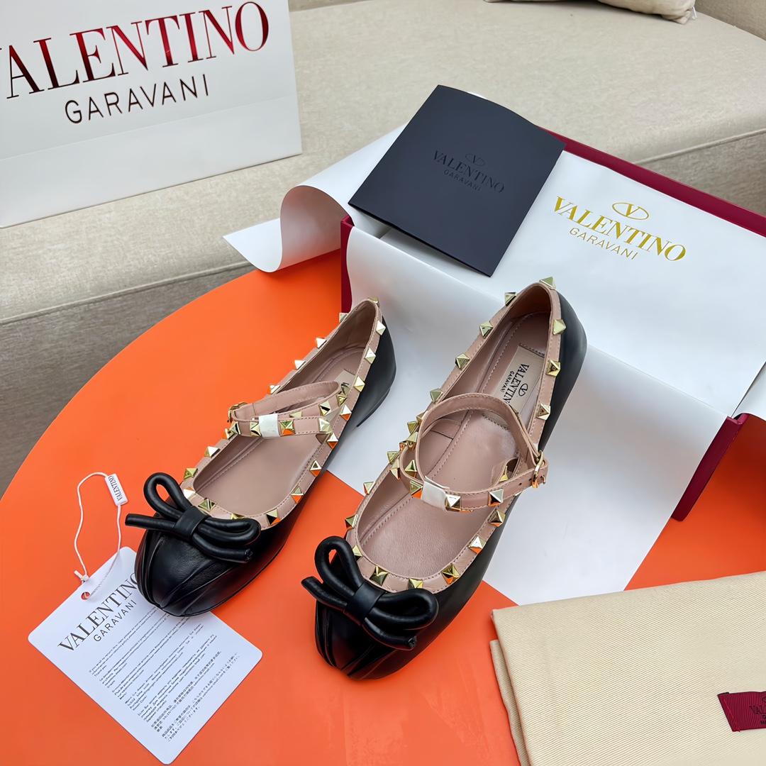 Valenti Rockstud Ballerinas - DopestKickz
