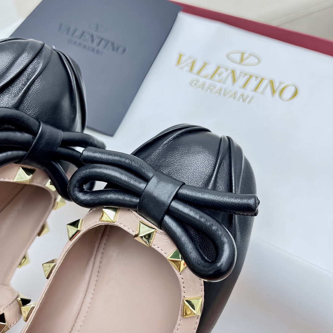 Valenti Rockstud Ballerinas - DopestKickz