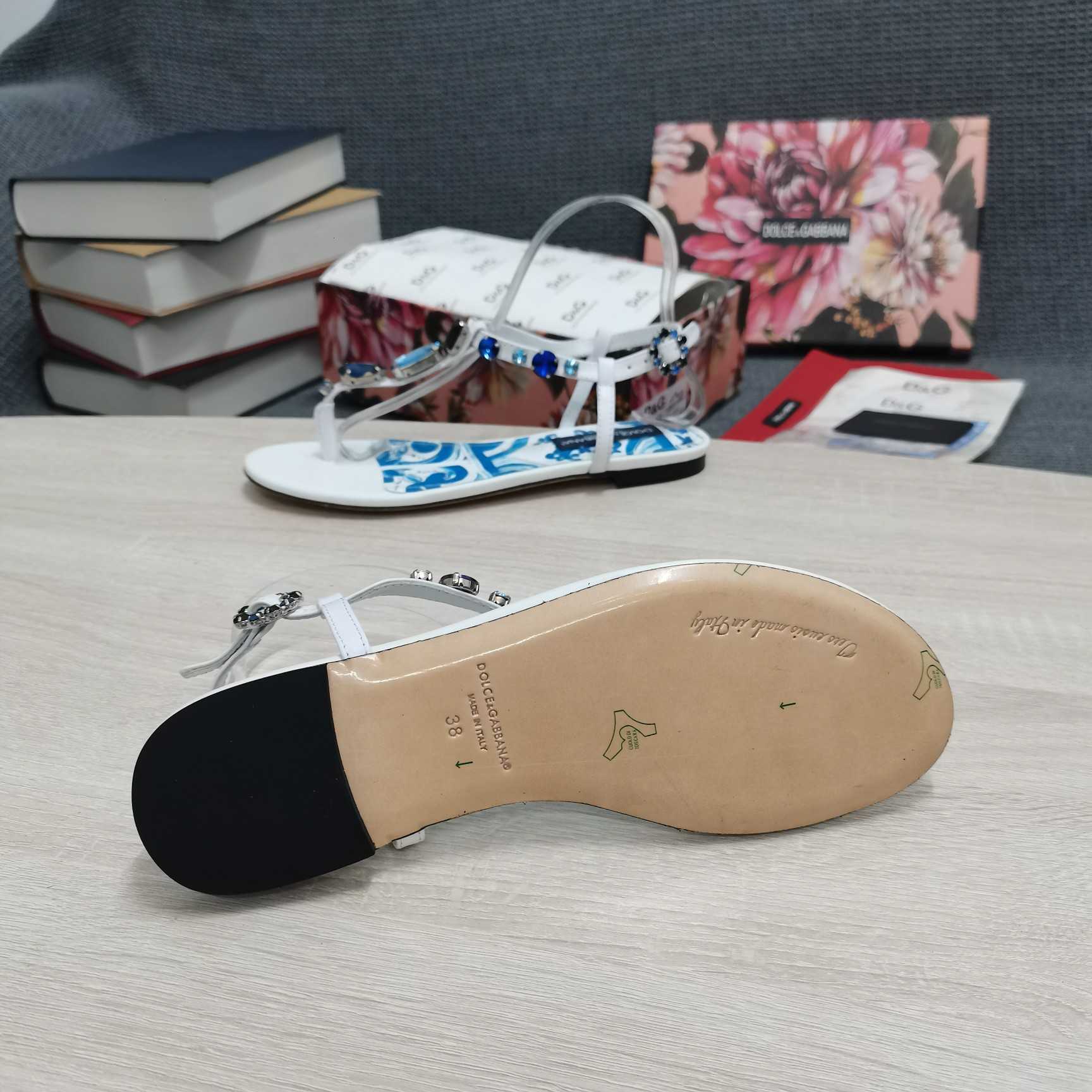 Dolce & Gabbana Patent Leather Thong Sandals With Embroidery - DopestKickz