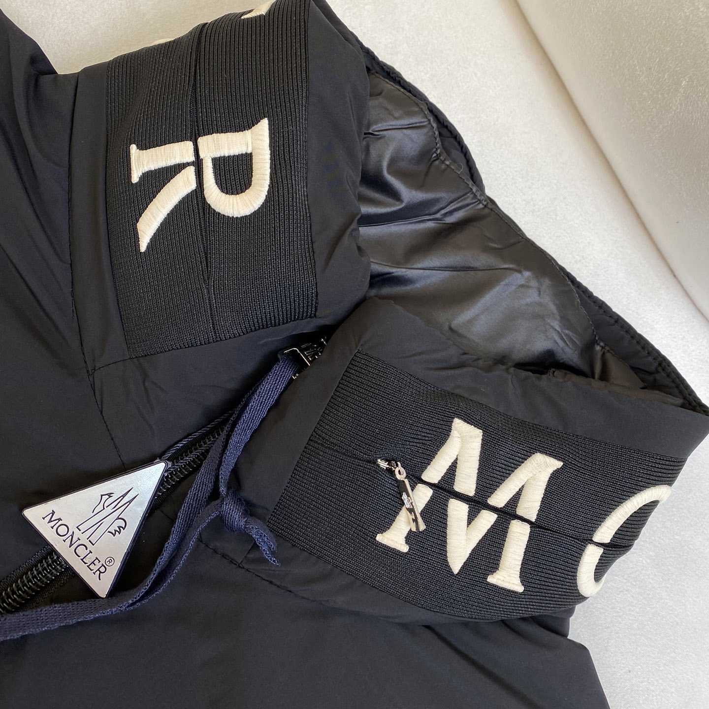 Moncler Logo Patch Zip-Up Jacket - DopestKickz