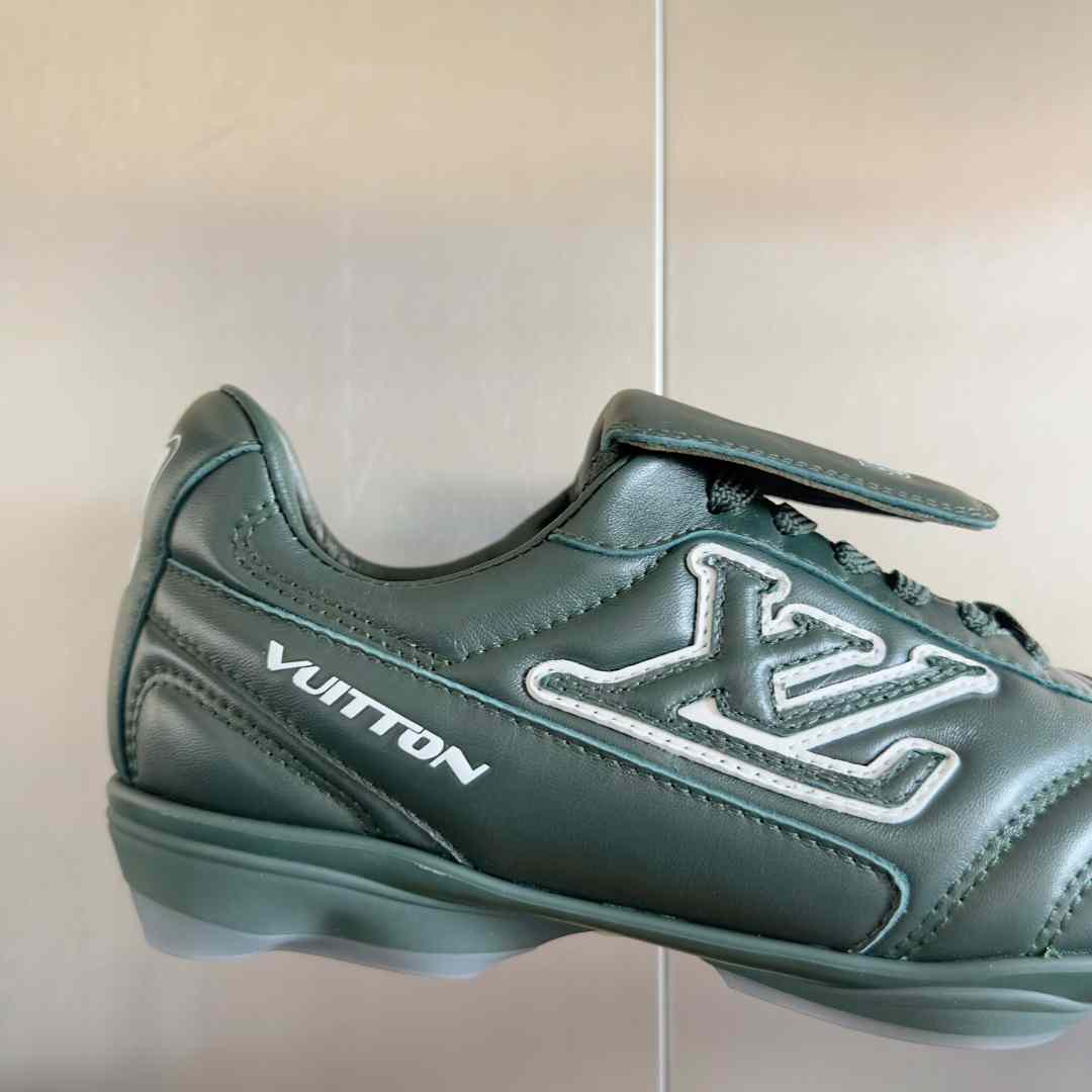 Louis Vuitton LV Footprint Soccer Sneaker   1AHDPP - DopestKickz
