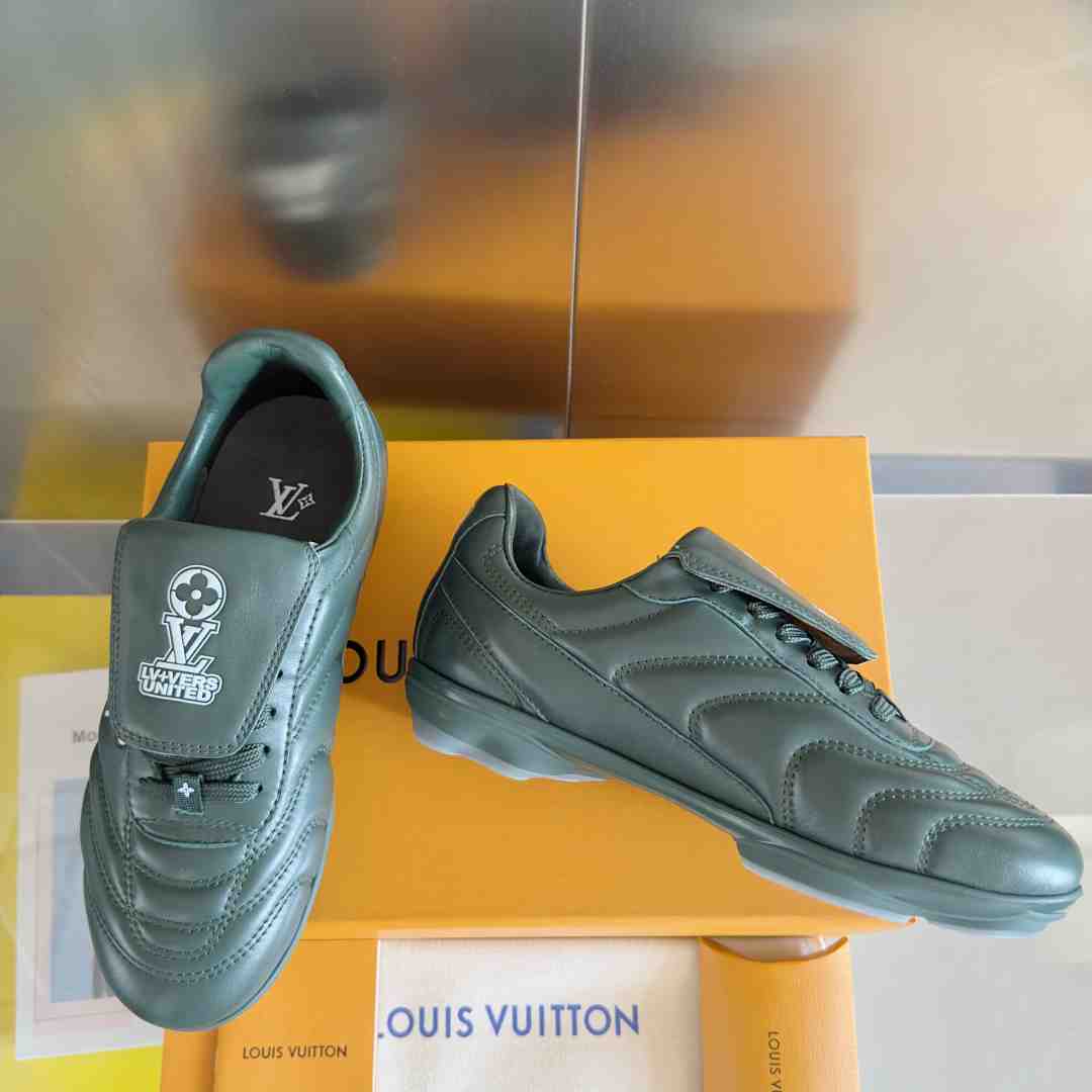 Louis Vuitton LV Footprint Soccer Sneaker   1AHDPP - DopestKickz