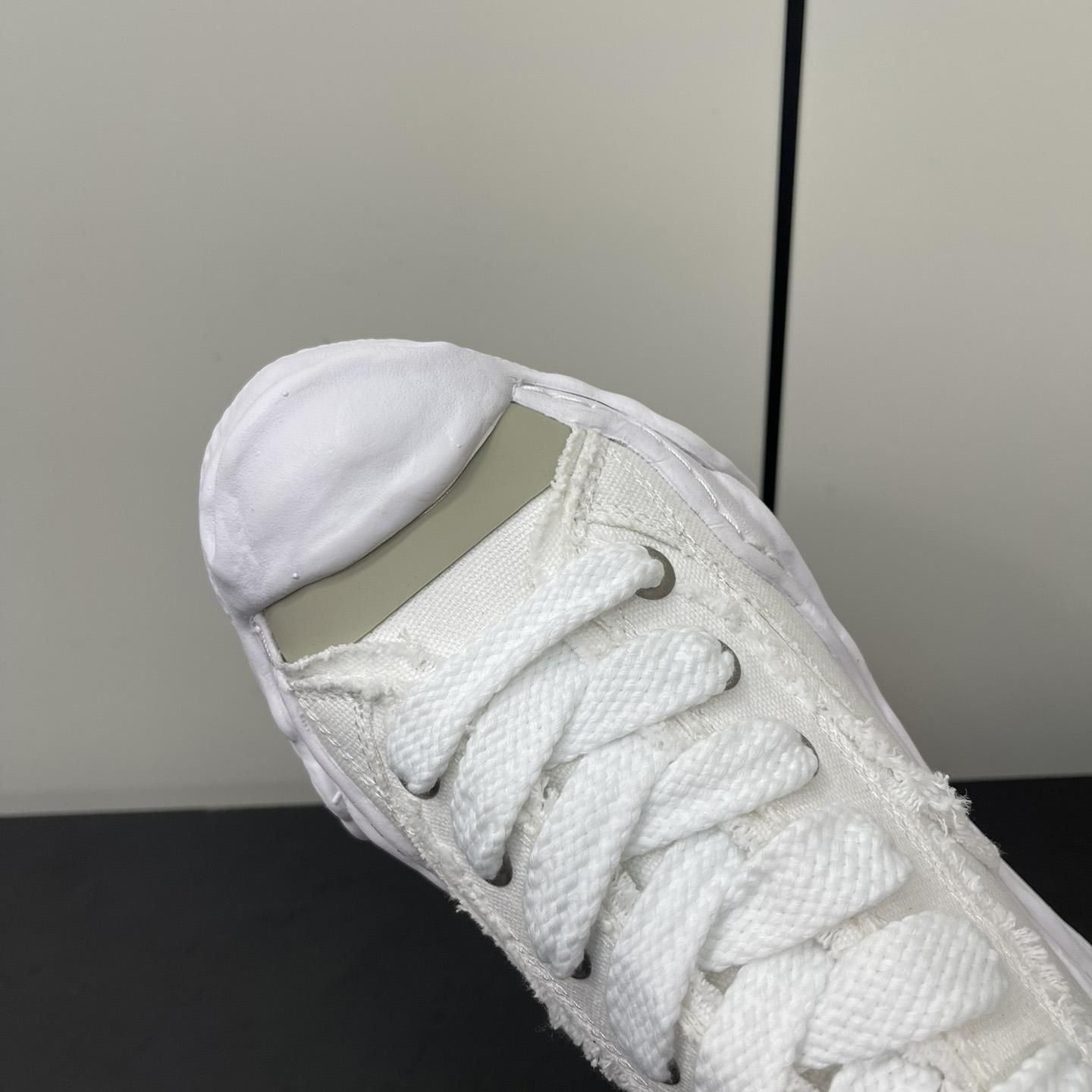 Maison Mihara Yasuhiro Low-Top Sneakers - DopestKickz