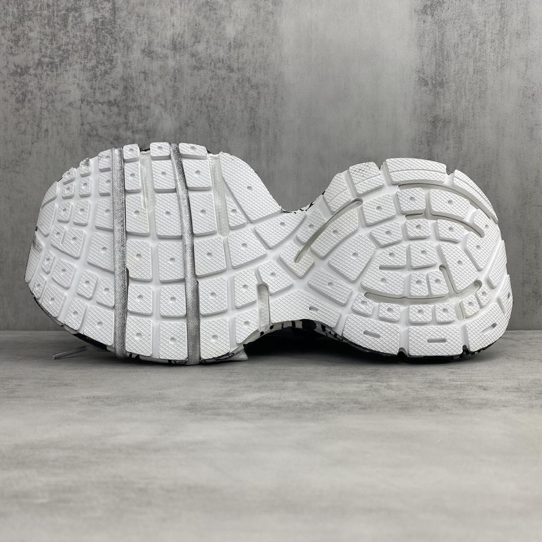 Balenciaga Track Graffiti Sneaker In White And Black Mesh And Nylon - DopestKickz