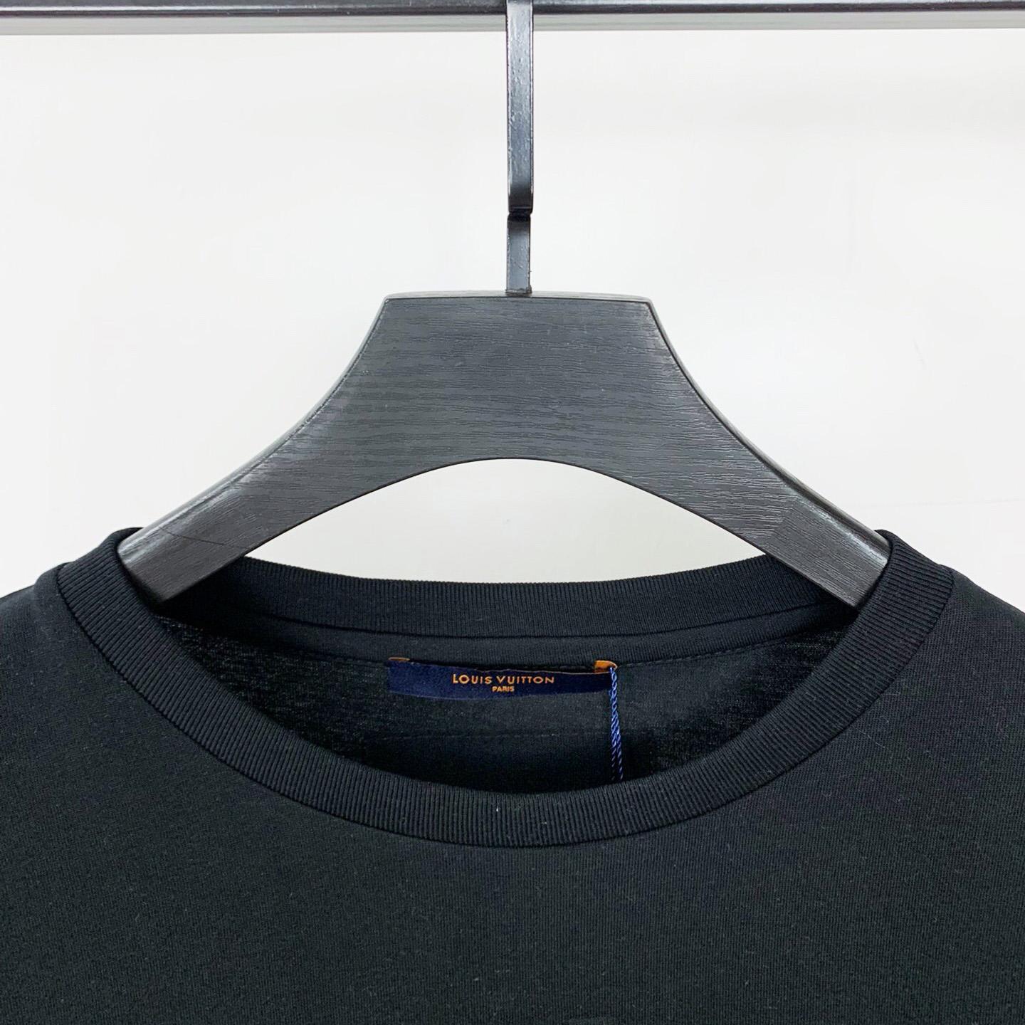 Louis Vuitton Logo Cotton T-Shirt    - DopestKickz