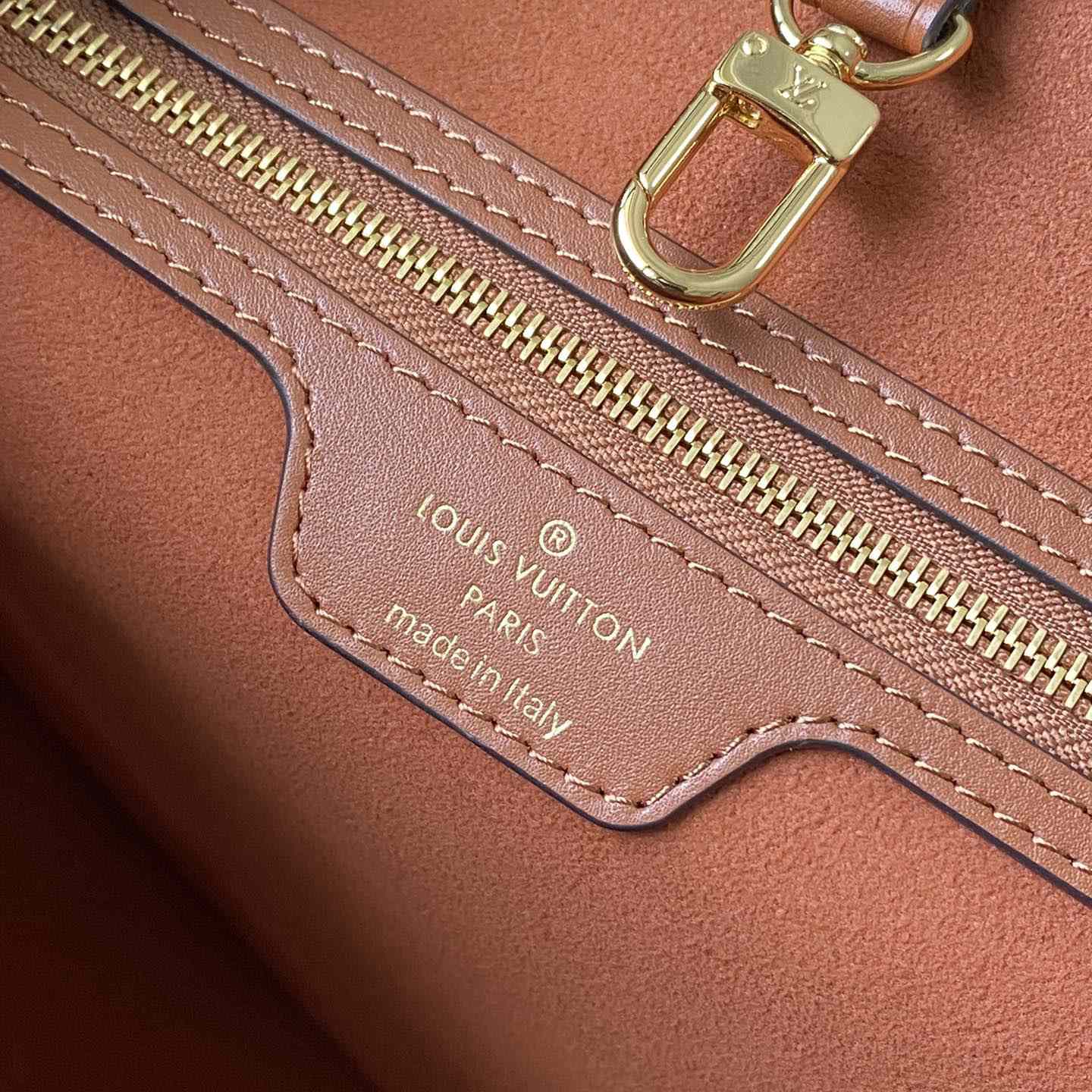 Louis Vuitton Neverfull MM   M12467 - DopestKickz